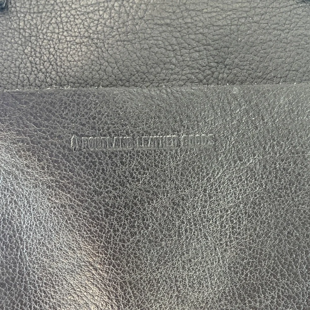 Portland Leather Black tote bag - Picture 3 of 10